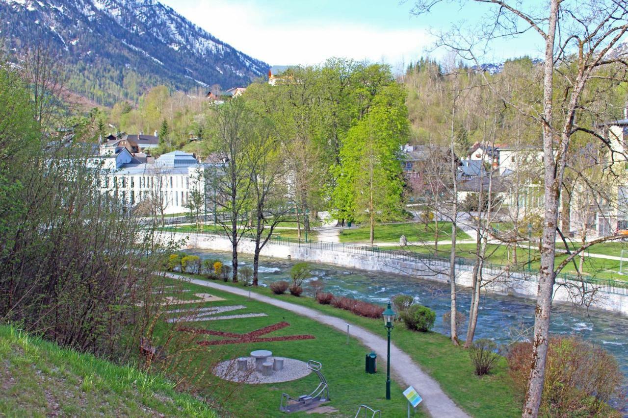 Ferienwohnung Narzisse - City Appartement Im Kurpark Bad Aussee Esterno foto