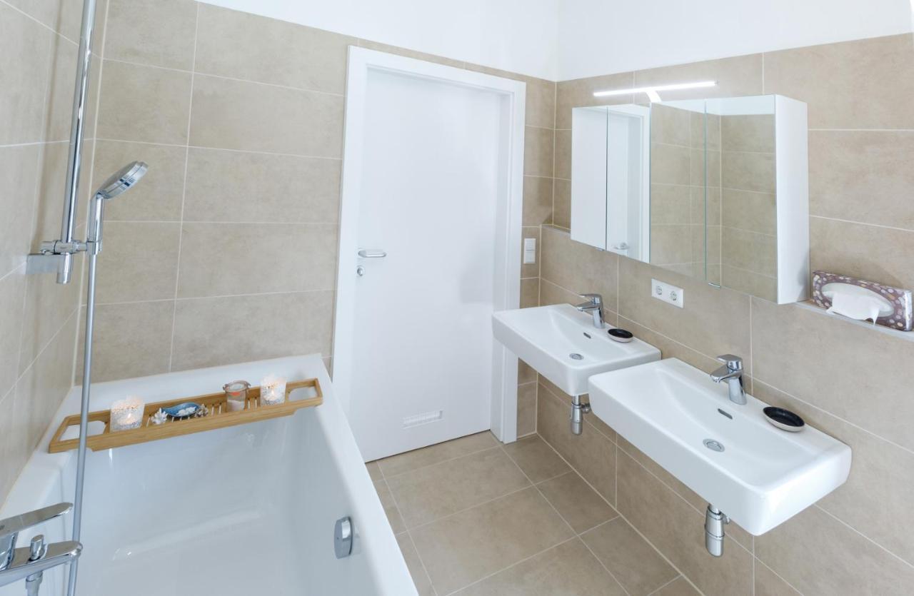 Ferienwohnung Narzisse - City Appartement Im Kurpark Bad Aussee Esterno foto