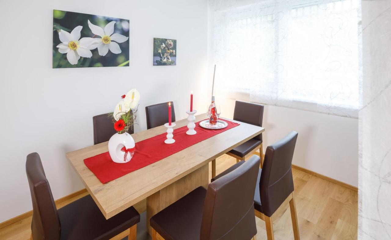 Ferienwohnung Narzisse - City Appartement Im Kurpark Bad Aussee Esterno foto